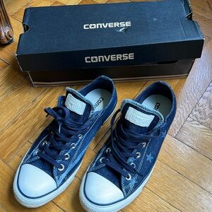 Converse Navy Blue Sneakers